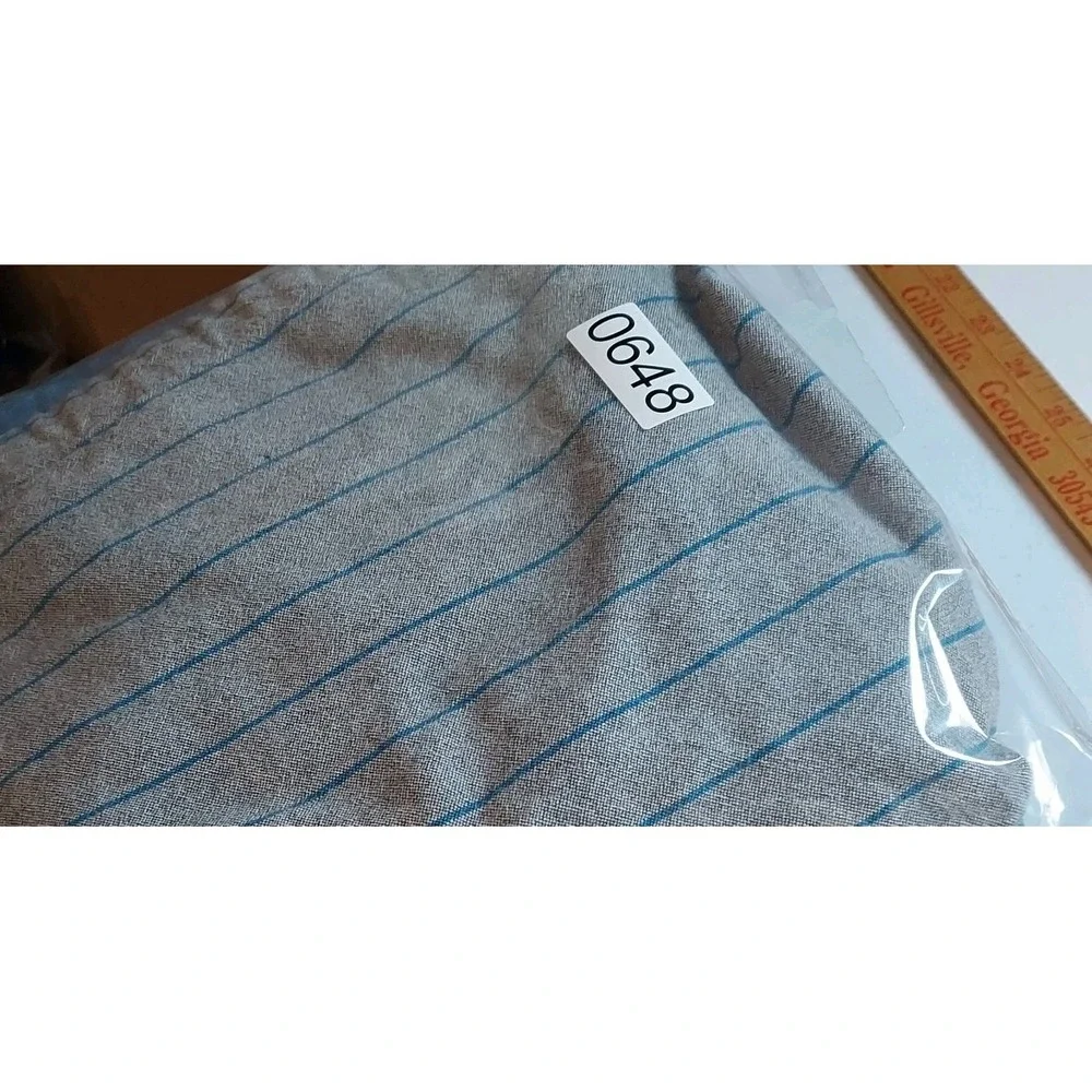 Quiksilver Mens Shorts 33 Gray Blue Striped Tailored Waist Flat FrontClassic...